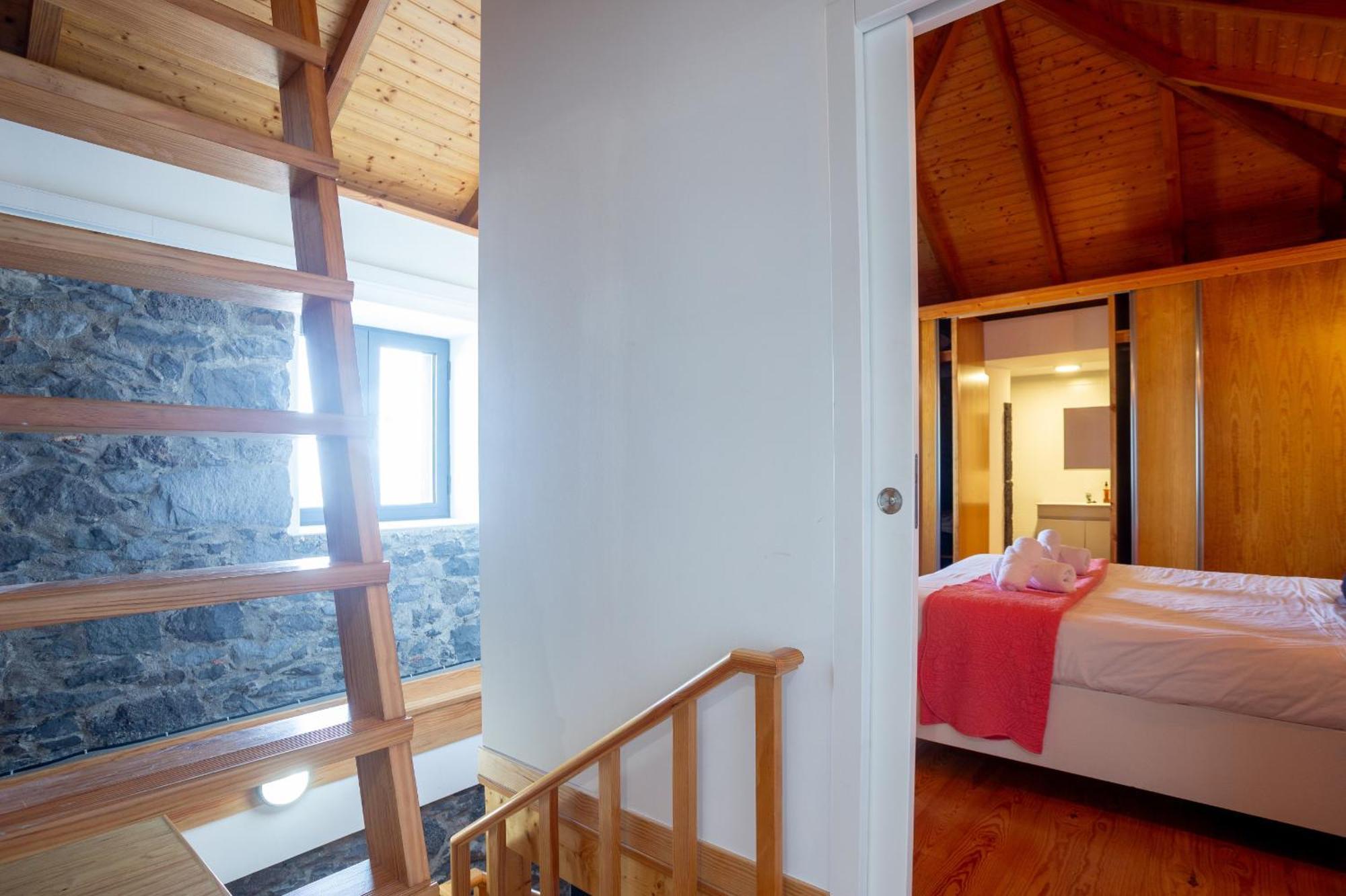 פורטו מוניז Casa Das Escaleiras By Atlantic Holiday מראה חיצוני תמונה